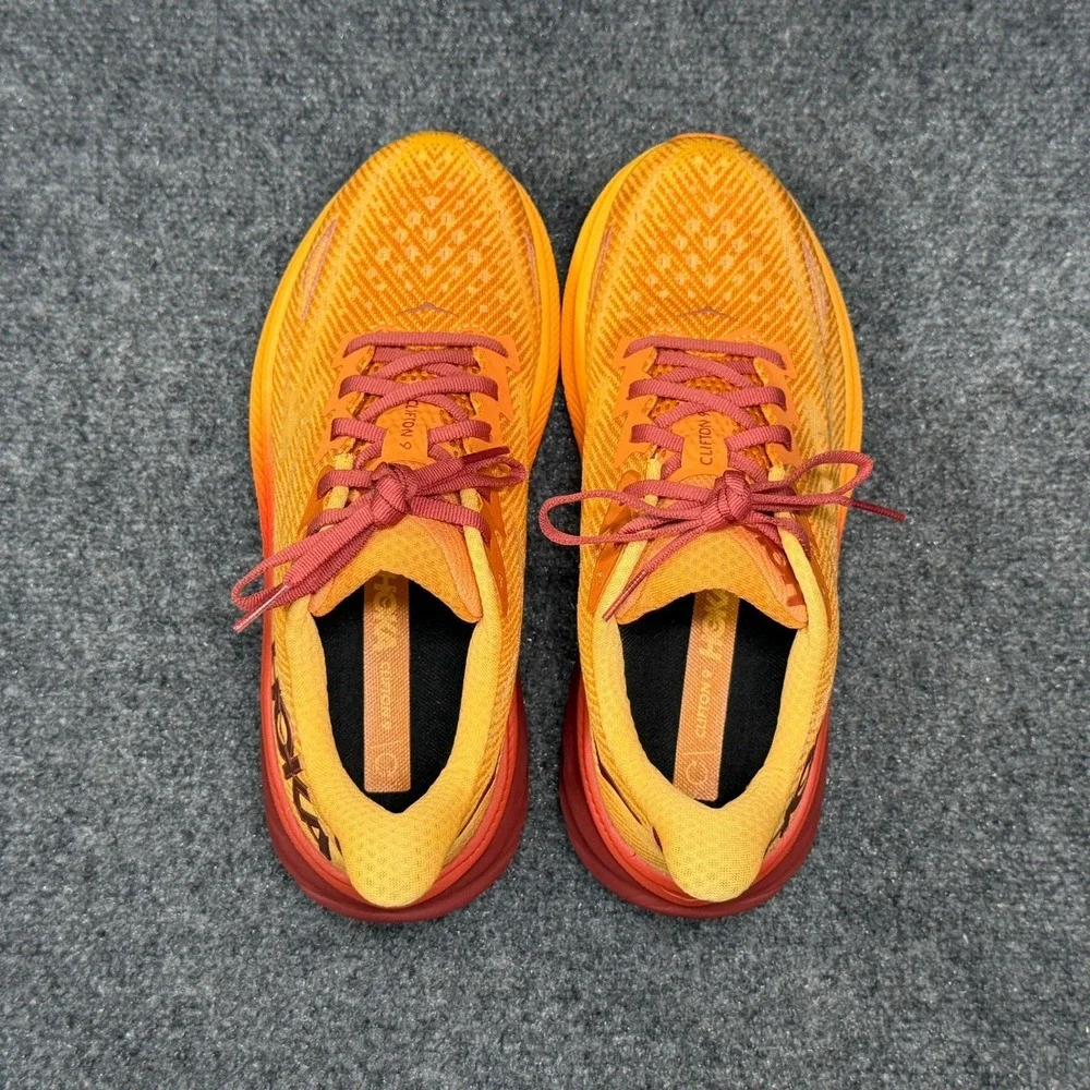 Hoka One One hoka one